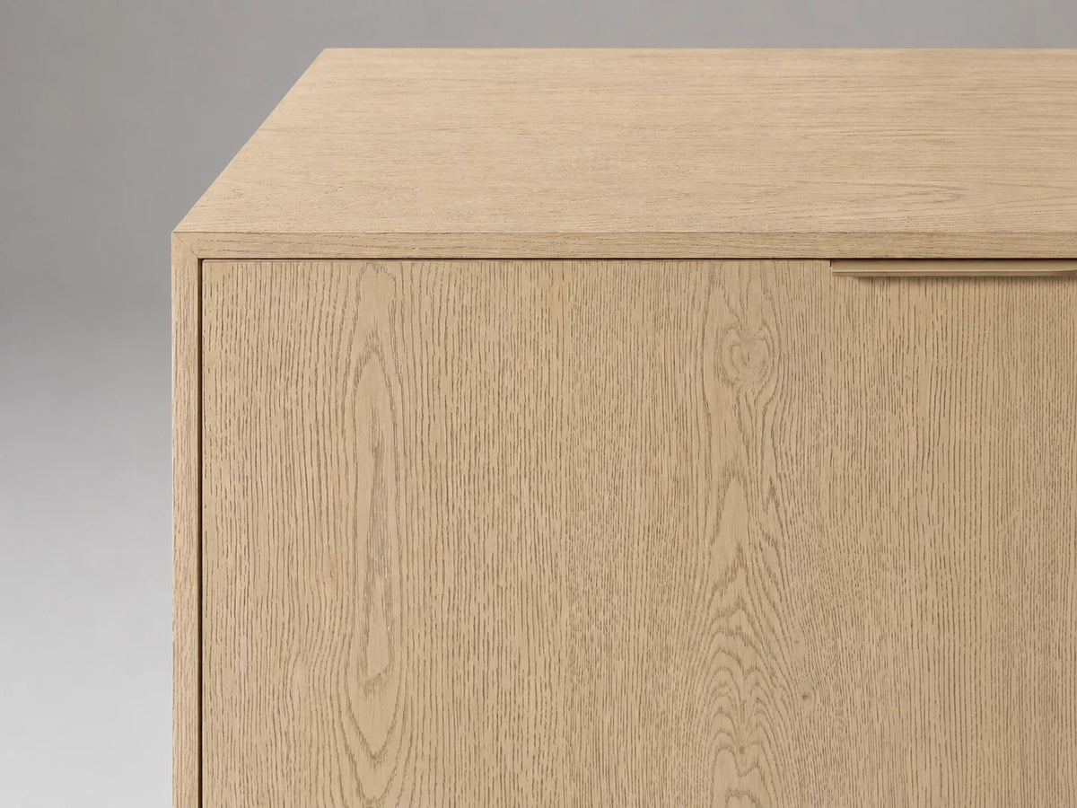 4-Door Oak Sideboard II, detail view 2