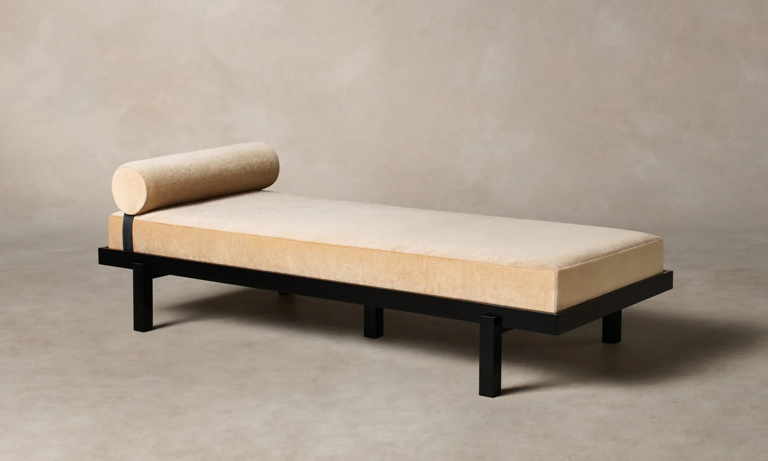 The Bruna Daybed