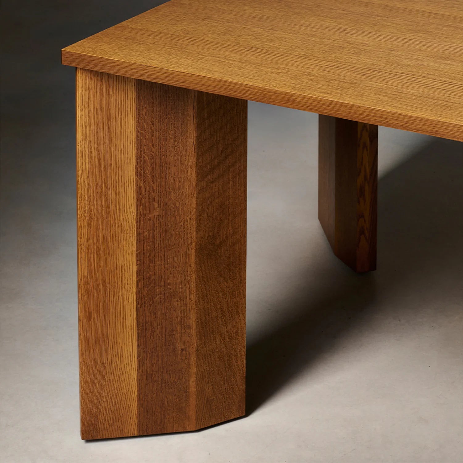 The York Dining Table