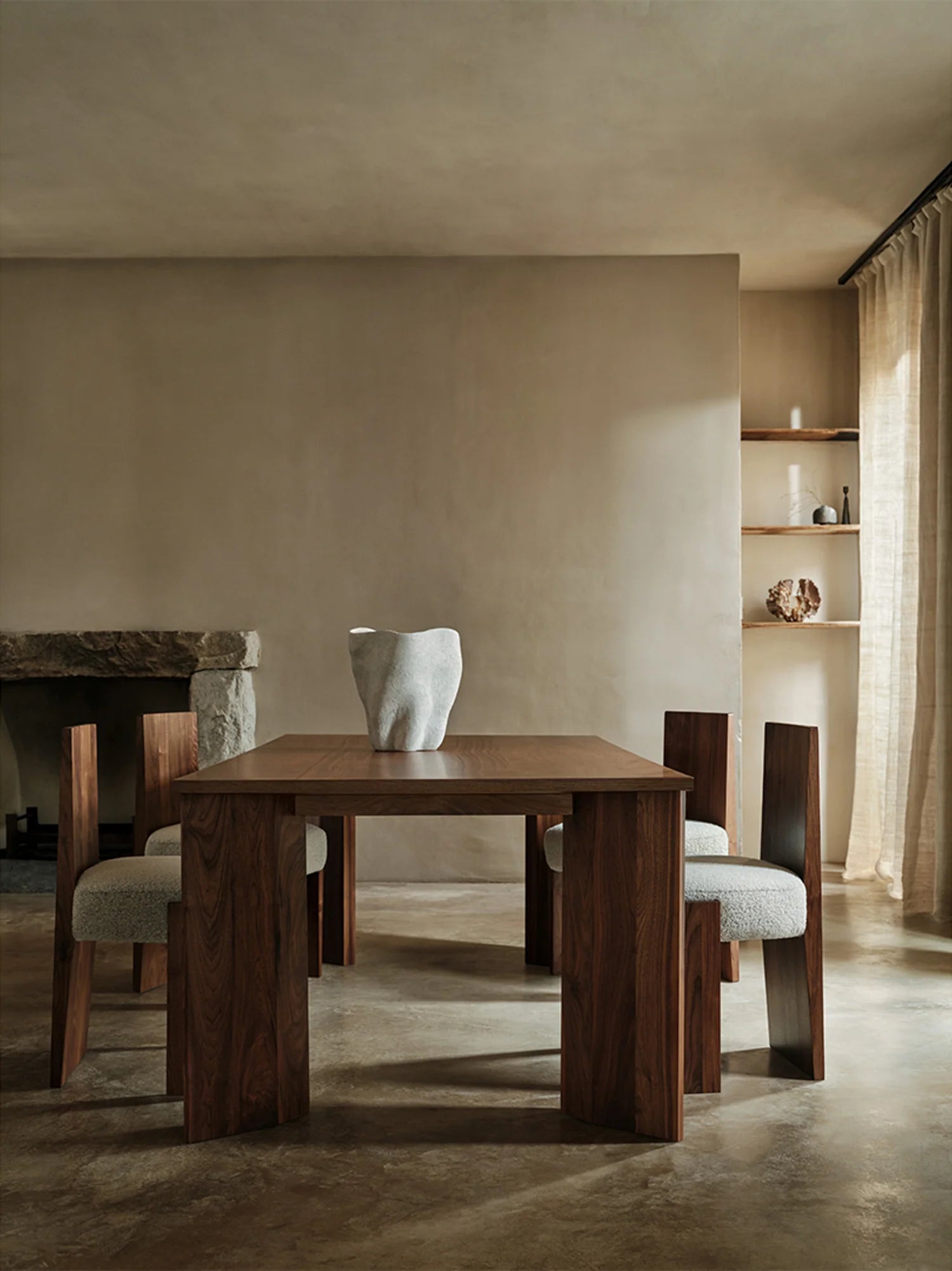 The York Dining Table